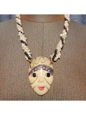 Vtg Hand Painted Avent Garde Madri Gras Face Mask Whimsical Rhinestone Necklace